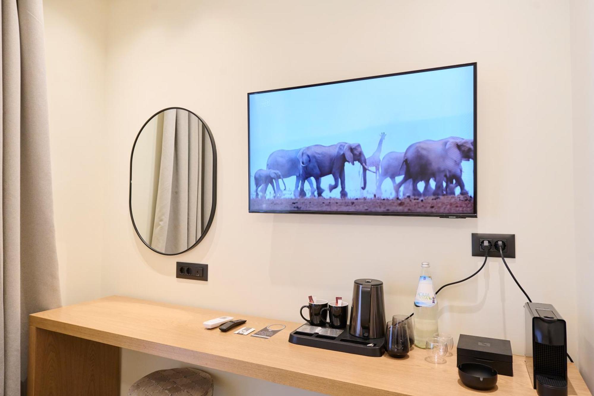 Monarco Executive Rooms Rhodes City Екстериор снимка