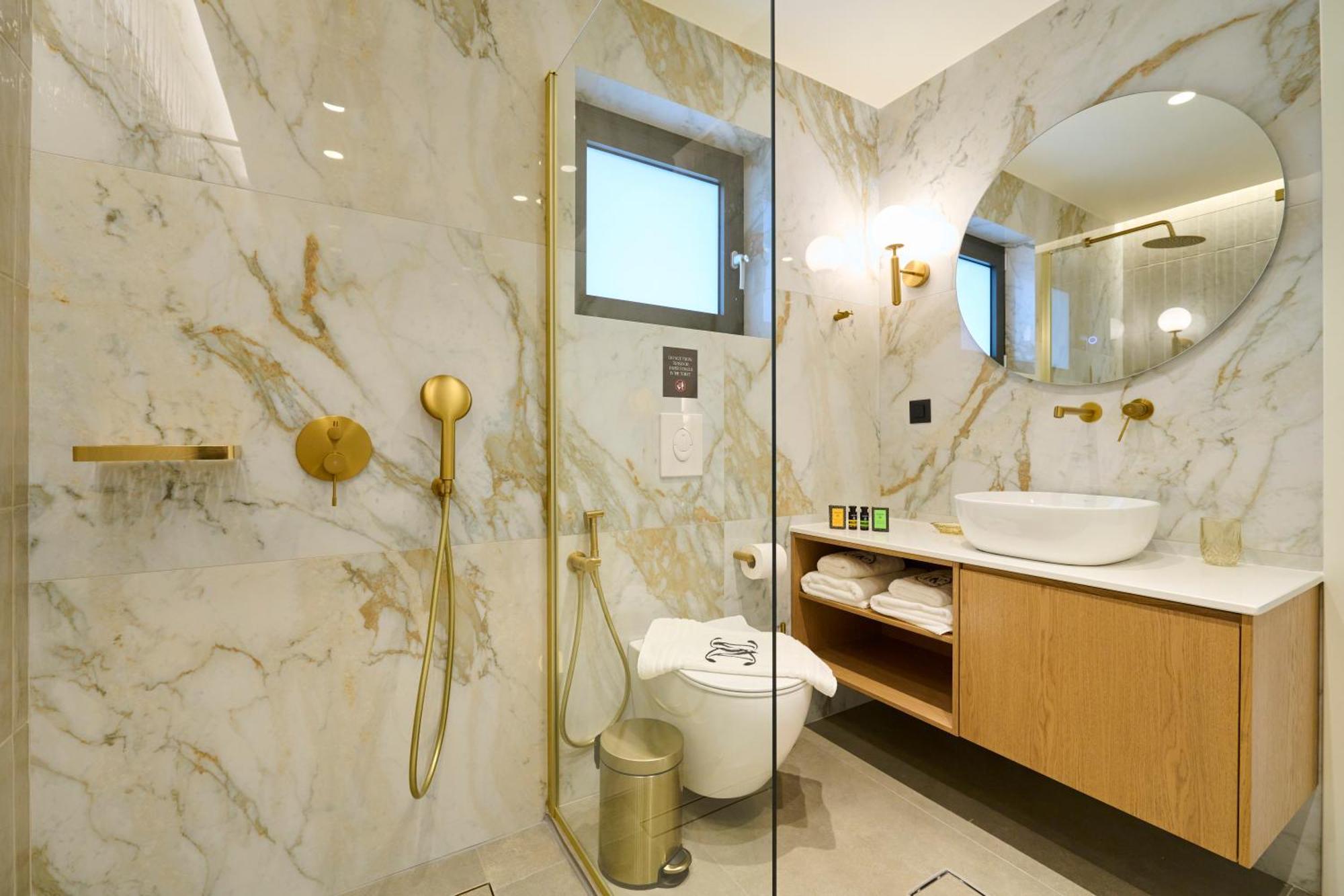 Monarco Executive Rooms Rhodes City Екстериор снимка