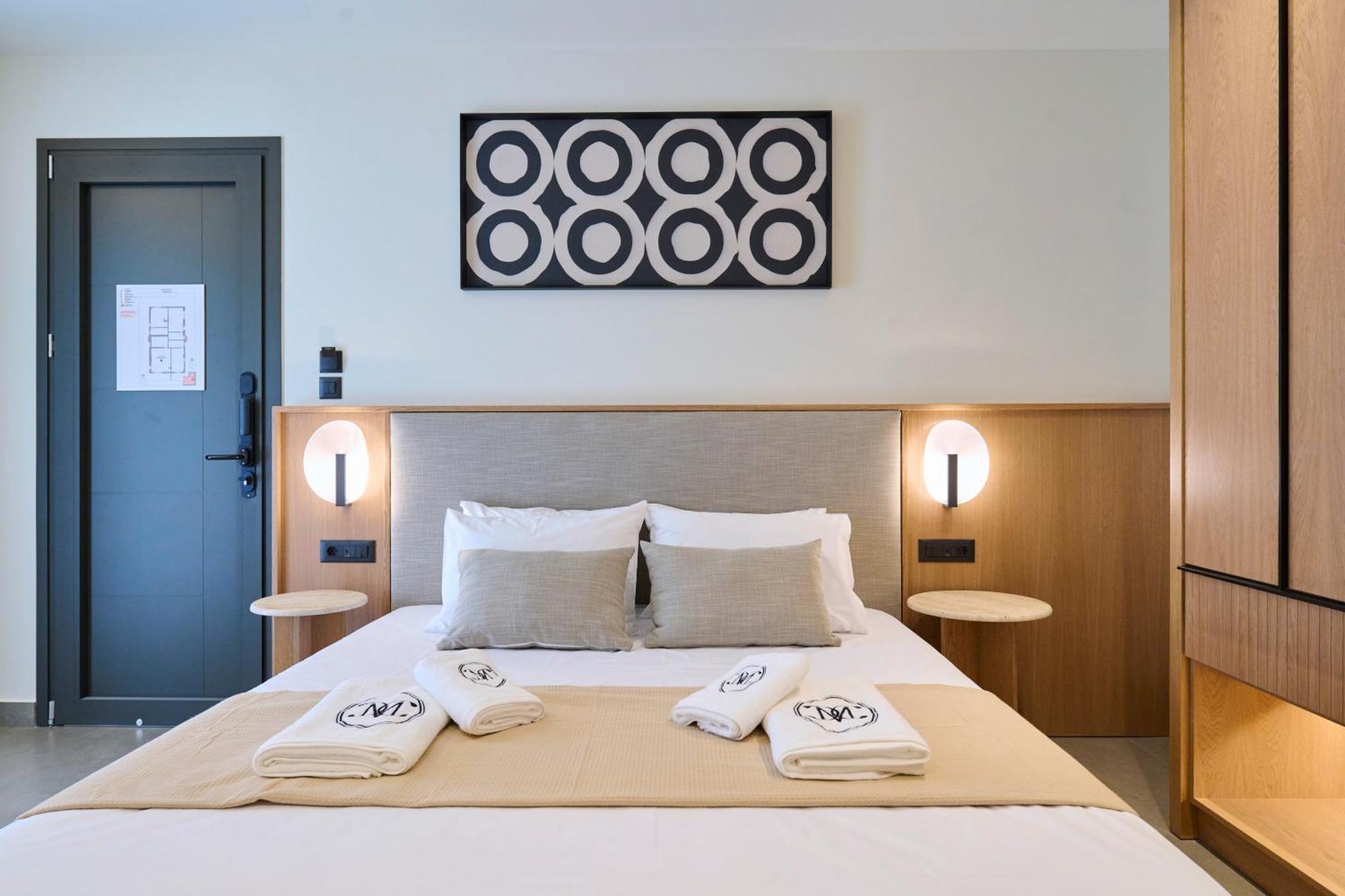 Monarco Executive Rooms Rhodes City Екстериор снимка